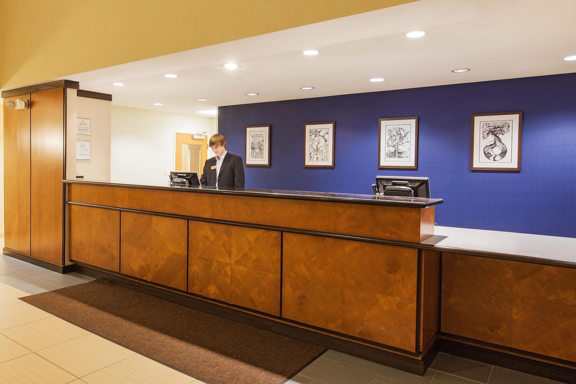 Hotel La Quinta By Wyndham Indianapolis Airport Plainfield Exterior foto