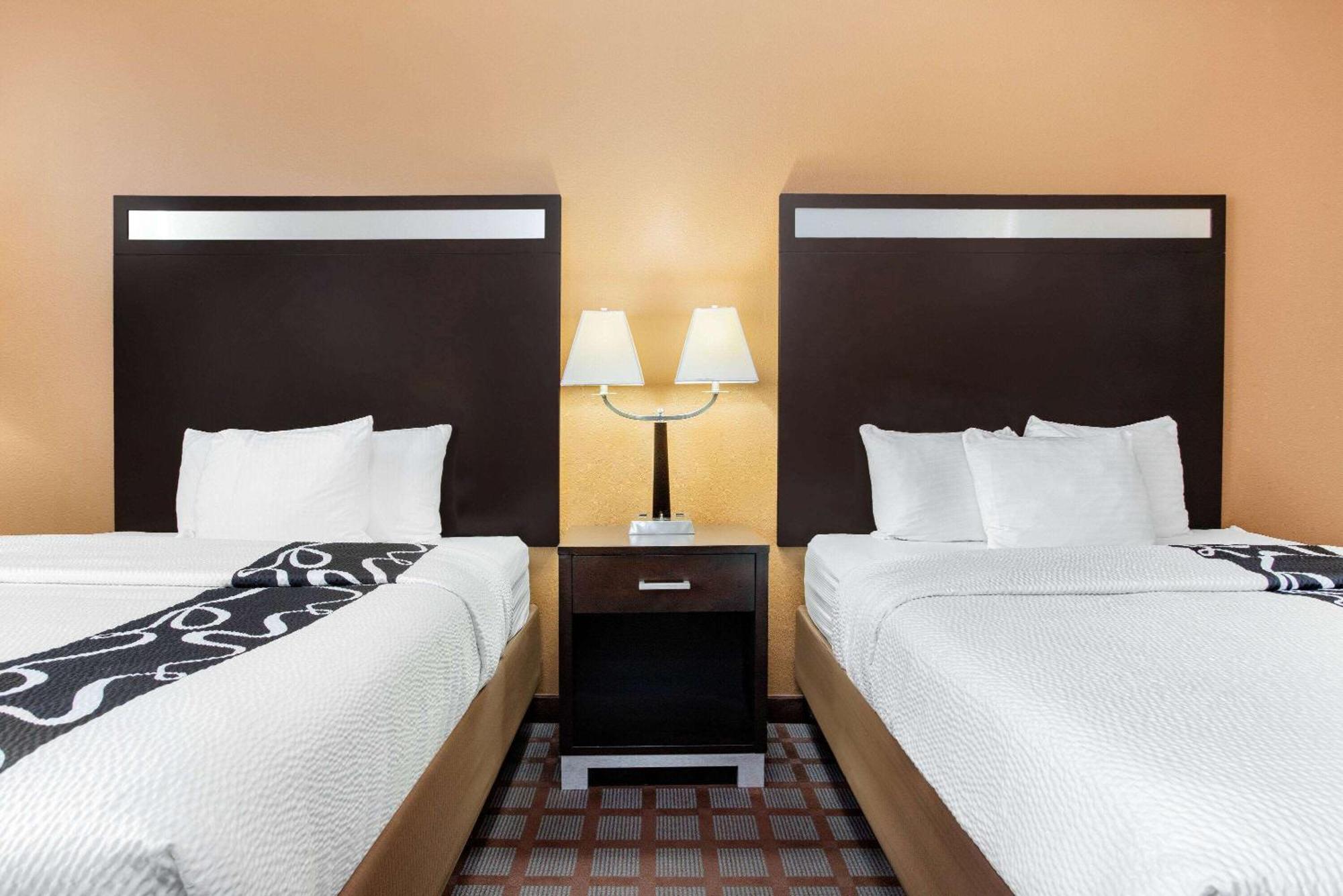 Hotel La Quinta By Wyndham Indianapolis Airport Plainfield Exterior foto